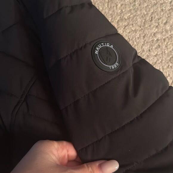 Nautica
Women's Hooded Stretch Packable Puffer Coat - Picture 2 of 3